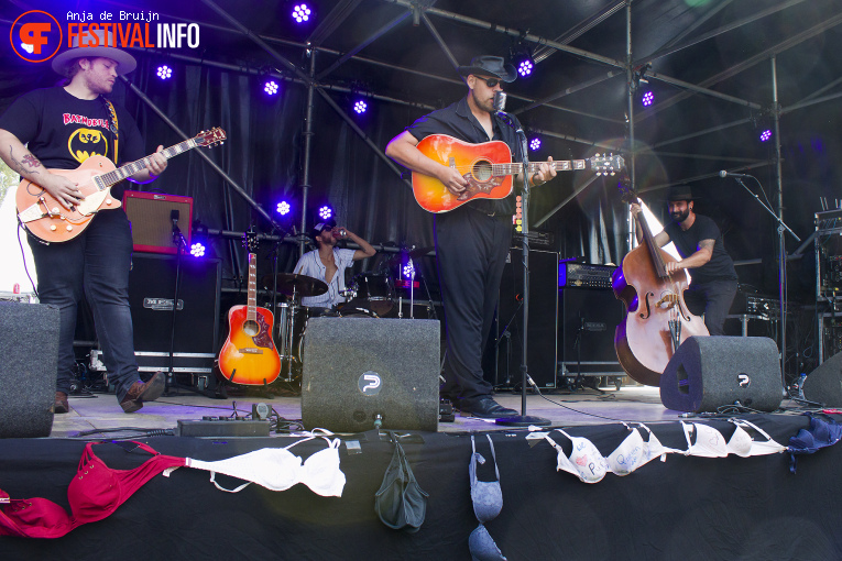 Renegade Bandits op Baroeg Open Air 2024 foto