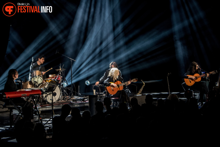 Jessica Pratt op TakeRoot Festival 2024 foto