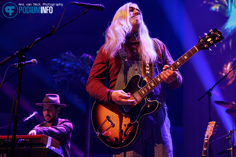 Young Gun Silver Fox op Young Gun Silver Fox - 04/12 - TivoliVredenburg foto