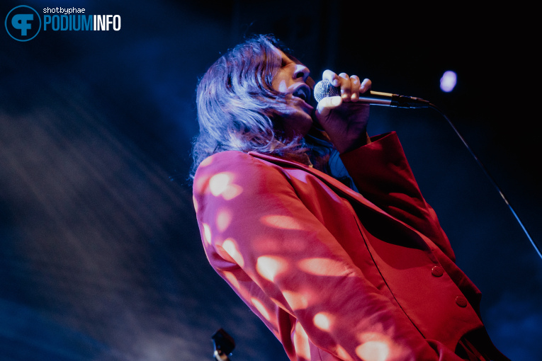 Ivan & The Parazol op The Vices - 13/12 - TivoliVredenburg foto
