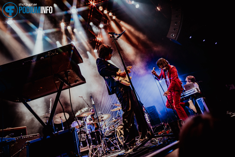 Ivan & The Parazol op The Vices - 13/12 - TivoliVredenburg foto