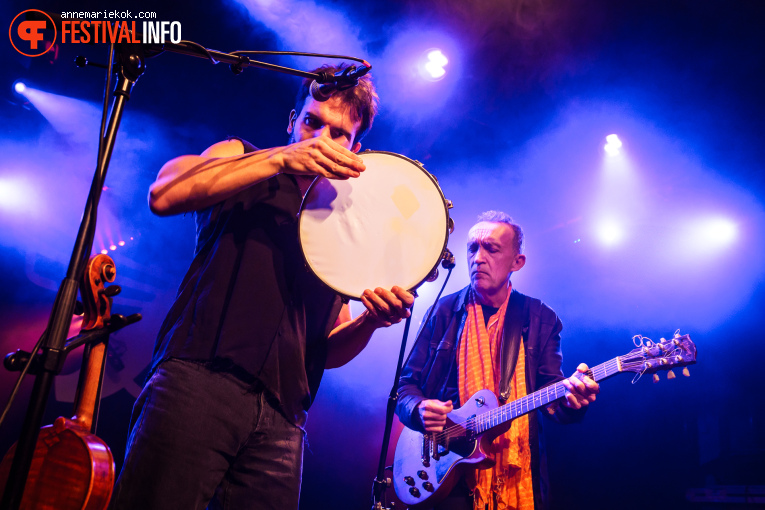 Justin Adams & Mauro Durante op Eurosonic Noorderslag (ESNS) 2025 - Donderdag foto