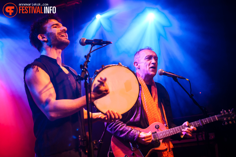 Justin Adams & Mauro Durante op Eurosonic Noorderslag (ESNS) 2025 - Donderdag foto