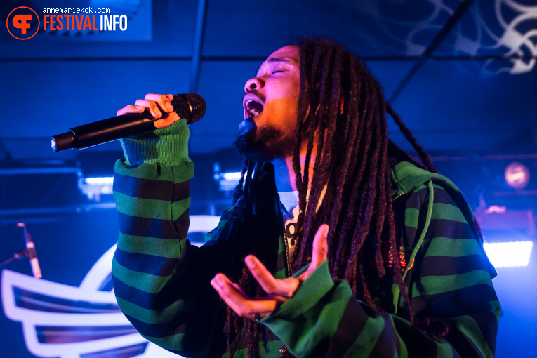 Jaïr Faria op Eurosonic Noorderslag (ESNS) 2025 - Zaterdag foto