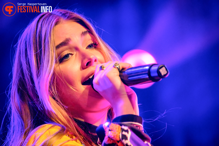 Roxy Dekker op Eurosonic Noorderslag (ESNS) 2025 - Zaterdag foto