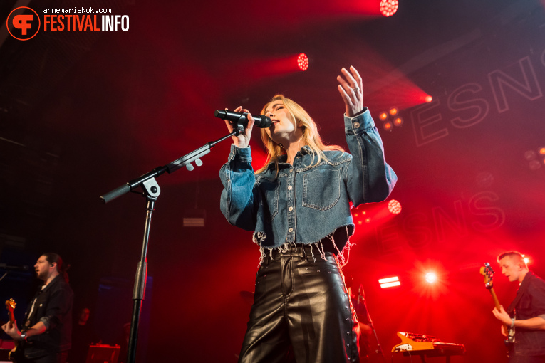 Hannah Mae op Eurosonic Noorderslag (ESNS) 2025 - Zaterdag foto