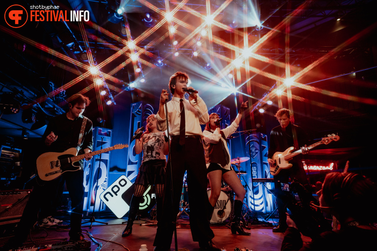 Lenny Monsou op Eurosonic Noorderslag (ESNS) 2025 - Zaterdag foto