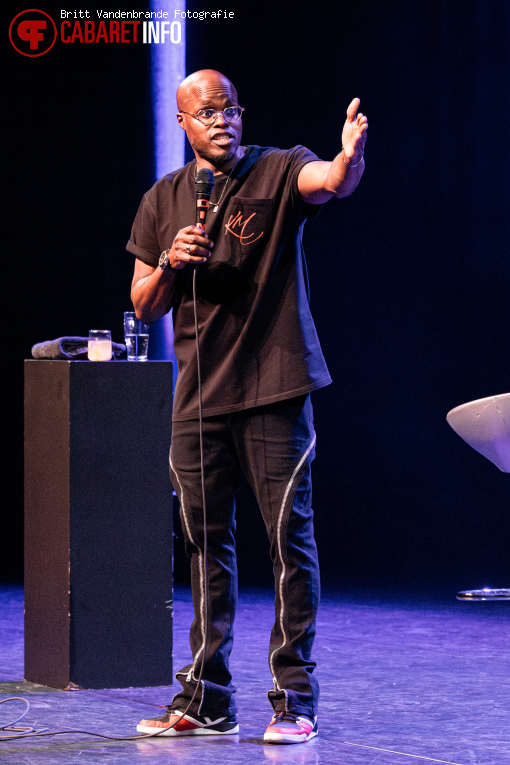 Jandino Asporaat op Jandino Asporaat - Therapie - 25/01 - Schouwburg Concertzaal Tilburg foto