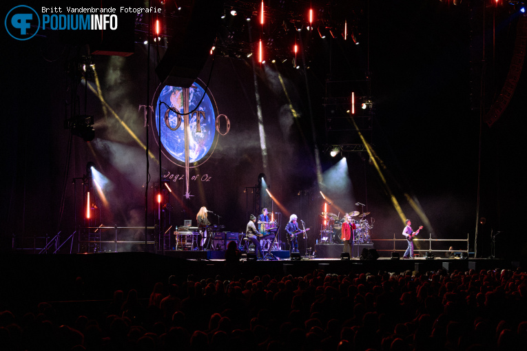 Toto op Toto - 08/02 - Gelredome foto