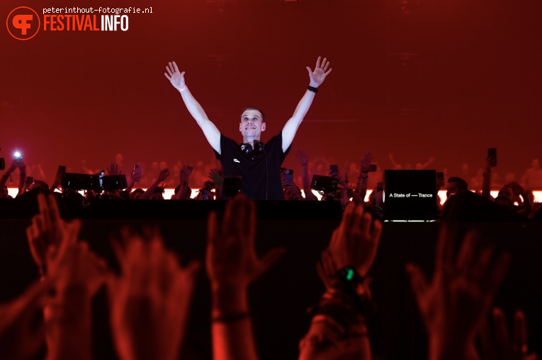 Armin van Buuren op A State of Trance 2025 foto