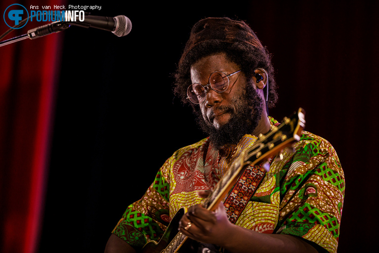 Michael Kiwanuka op Michael Kiwanuka - 26/02 - AFAS Live foto