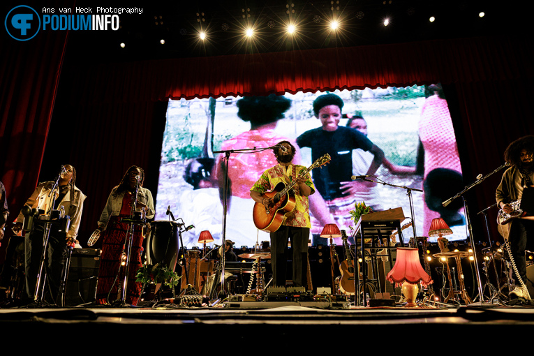 Michael Kiwanuka op Michael Kiwanuka - 26/02 - AFAS Live foto