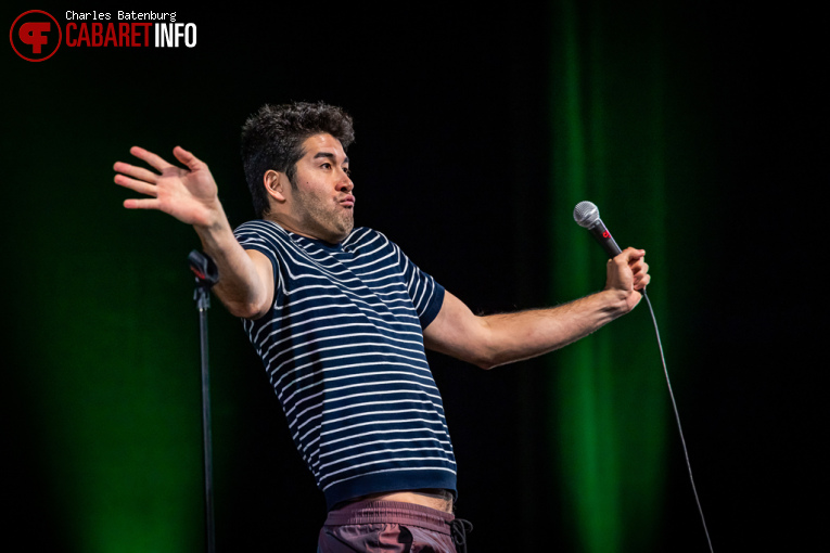Dylan Adler op Atsuko Okatsuka - 13/02 - Koninklijk Theater Carre foto