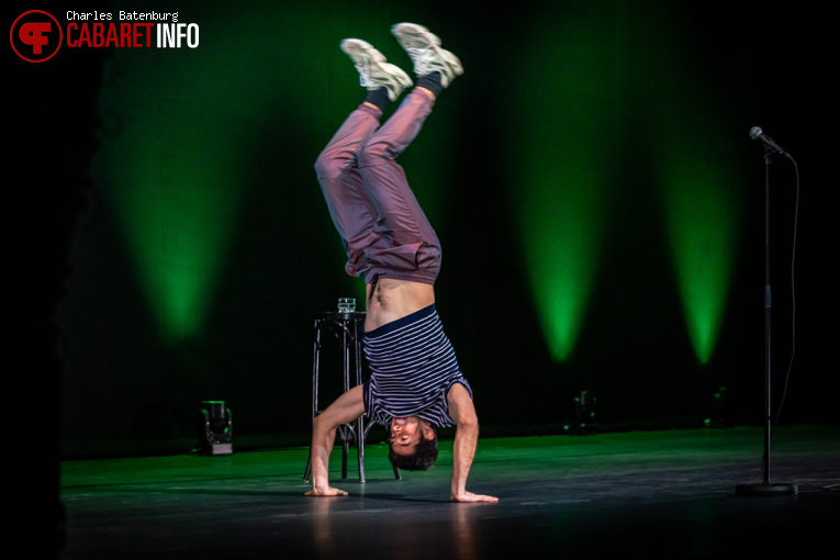 Dylan Adler op Atsuko Okatsuka - 13/02 - Koninklijk Theater Carre foto
