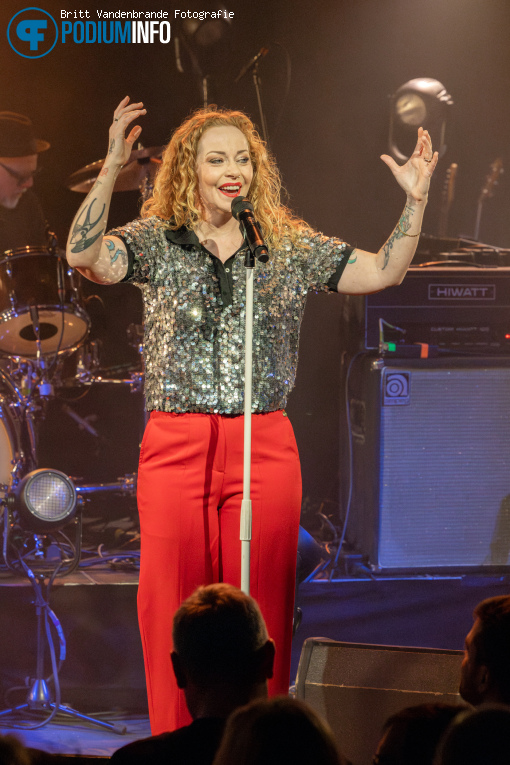 Anneke van Giersbergen op Anneke van Giersbergen - 16/03 - Mezz foto