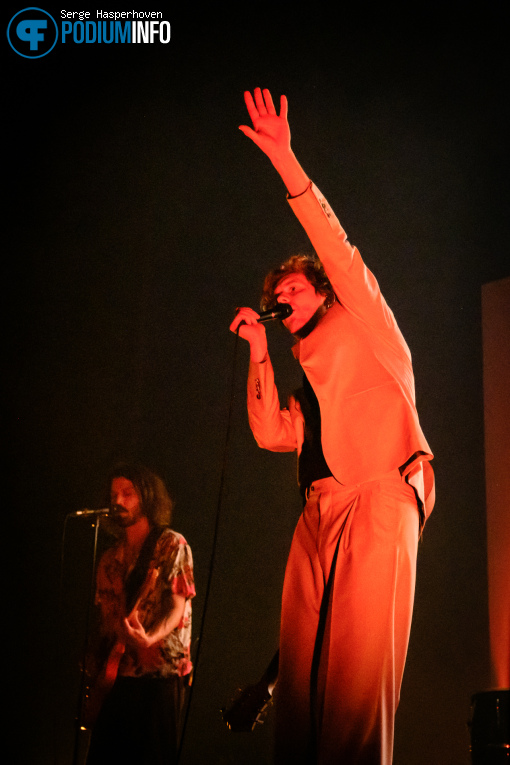 Warhaus op Warhaus - 18/03 - Koninklijk Theater Carré foto