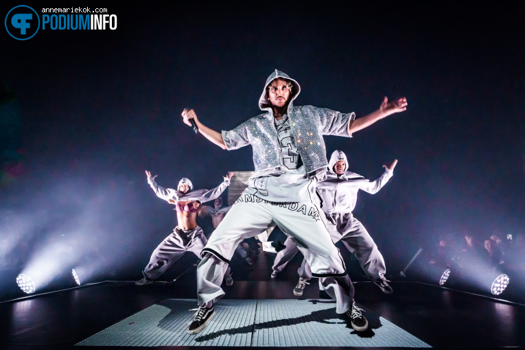 Oscar And The Wolf op Oscar And The Wolf - 20/03 - Ziggo Dome foto