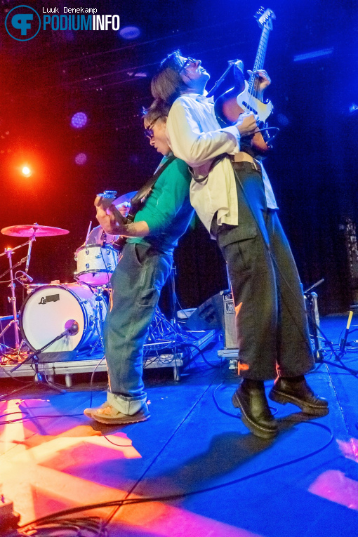 Thus Love op Thus Love - 24/03 - Tolhuistuin foto