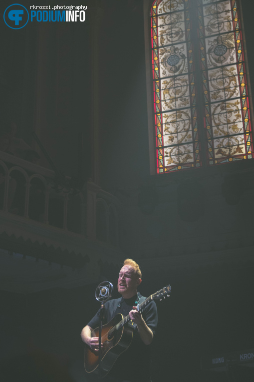 Gavin James op Gavin James - 25/03 - Paradiso foto