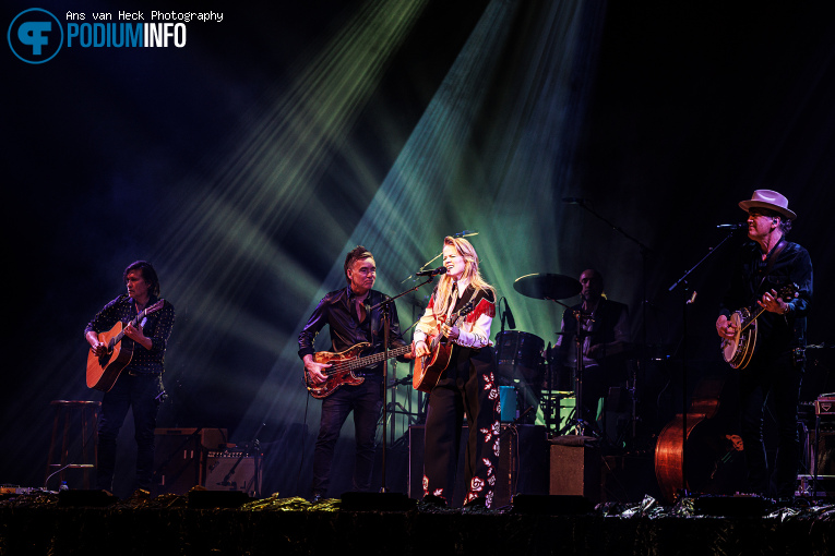 Ilse DeLange op Ilse Delange's Nashville Nights - 27/03 - AFAS Live foto