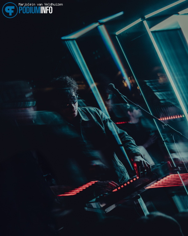 Ofenbach op Ofenbach (live) - 01/04 - Tolhuistuin foto