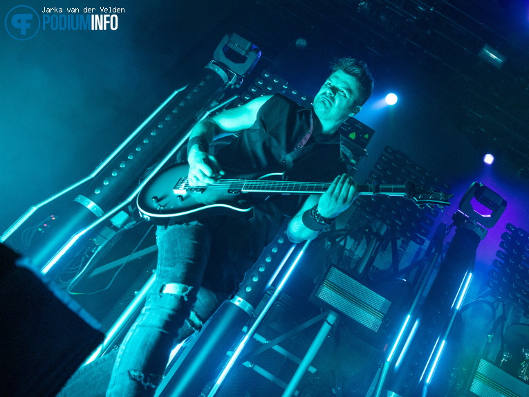Heldmaschine op Eisbrecher - 03/04 - Effenaar foto
