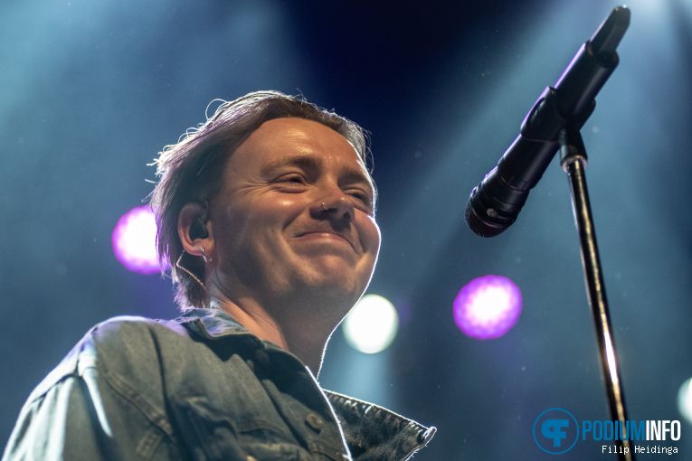 Only The Poets op Only The Poets - 03/04 - De Oosterpoort foto