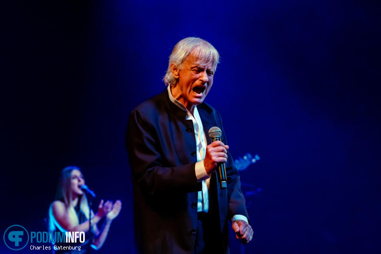 Dave (NL, chanson) op Dave (NL, chanson) - 31/03 - Koninklijk Theater Carré foto