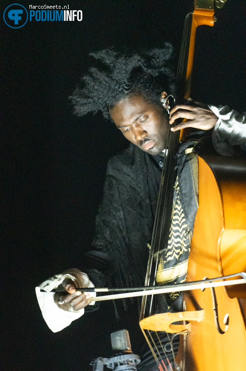 Beaven Waller op Benjamin Clementine - 06/04 - TivoliVredenburg foto