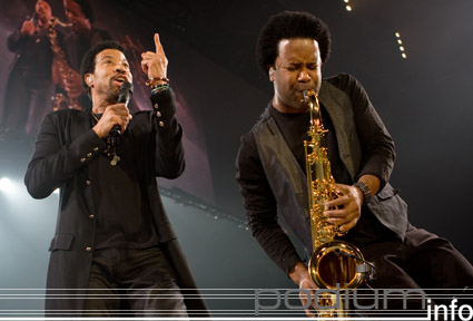 Lionel Richie op Lionel Richie - 13/4 - Ahoy foto