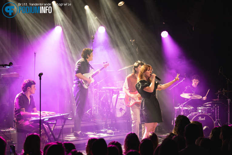 Anne Nederhoed op Bente - 05/04 - Mezz foto