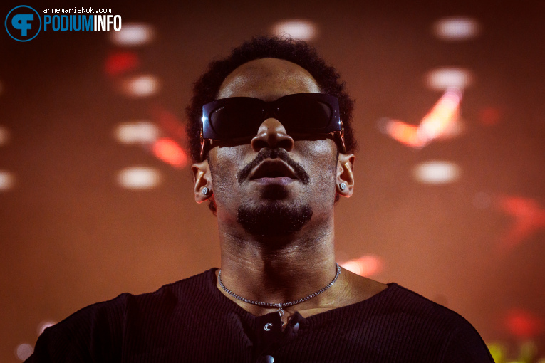 Kaytranada op Kaytranada - 09/04 - AFAS Live foto