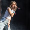 Foto Zoë Tauran te Bevrijdingsfestival Overijssel 2025