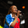 Foto Zoë Livay op Reuring Festival 2025