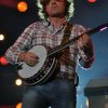 Foto Guus Meeuwis te Festyland 2011