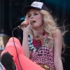 Foto The Asteroids Galaxy Tour te Pinkpop 2012 - Zaterdag