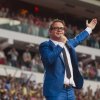 Foto Guus Meeuwis te Guus Meeuwis - 7/6 - Philips Stadion