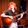 Foto Axelle Red te Axelle Red - 10/10 - People's Place