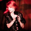Foto Axelle Red te Axelle Red - 10/10 - People's Place