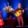 Foto Luka Bloom te Luka Bloom - 29/3 - Koninklijk Theater Carré