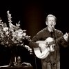 Foto Luka Bloom te Luka Bloom - 29/3 - Koninklijk Theater Carré