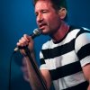 Foto David Duchovny op David Duchovny - 09/05 - Melkweg