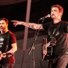 Foto Frank Turner & The Sleeping Souls op Frank Turner & The Sleeping Souls Openlucht Theater Amsterdamse Bos