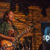 Foto Aïcha Cherif te Nu of Nooit (voorronde 5) - 28/10 - Muziekgieterij