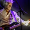 Foto John Illsley & Band te John Illsley of Dire Straits - 10/03 - Boerderij