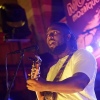 Foto Kele Okereke op Motel Mozaïque 2018