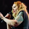 Foto Anneke van Giersbergen te Anneke van Giersbergen & Residentie Orkest - 18/05 - 013