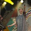 tUnE-yArDs
