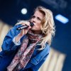 Foto Ilse DeLange te Bevrijdingsfestival Overijssel 2019