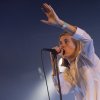 Foto Whispering Sons te Welcome To The Village 2019 - zondag -
